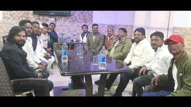 पेशरार: रामलीला मैदान में “वोट चोर गद्दी छोड़ो” कार्यक्रम में लोहरदगा कांग्रेस की दमदार भागीदारी, डॉ रामेश्वर उरांव भी शामिल