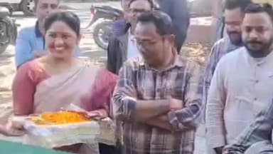 খড়িবাড়ি: খড়িবাটির হাওদাভিটায় সৌরচালিত পানীয় জলের উদ্বোধন হল