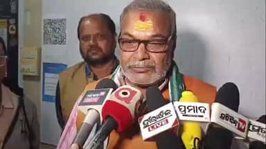 ସୋନପୁର: ମଝିପଡା ଠାରେ ଜିଲ୍ଲା କୃଷକ ସଙ୍ଗଠନର ସାମ୍ବାଦିକ ସମ୍ବିଳନୀ ସୂଚନା ଦେଲେ ଜିଲ୍ଲା ସଭାପତି ବୈକୁଣ୍ଠ ସତପଥି