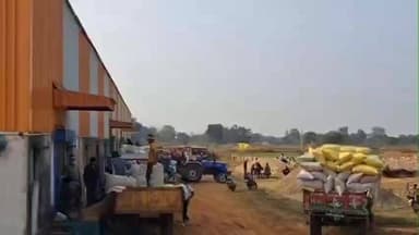 सेमरिया: रीवा: धान खरीदी केंद्र भ्रष्टाचार का अड्डा, मनमानी से किसान बेहाल, 2 किलो अतिरिक्त वसूली से हाहाकार