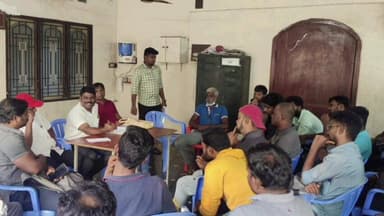 செங்கல்பட்டு: செங்கல்பட்டில் நடைபெற்ற நீமேக் தொழிற்சங்க பொதுக்குழு கூட்டத்தில் ஆர்ப்பாட்டம் நடத்த முடிவு