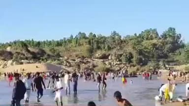 बसिया: बागमुंडा पिकनिक स्थल पर नए साल को लेकर उमड़ी भीड़, सुरक्षा की मांग की गई