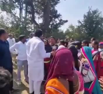 శంకరంపేట్ ఆర్: కొరివి పల్లి గిరిజనులను హక్కునతీర్చుకున్న ఎమ్మెల్యే రోహిత్ రావు