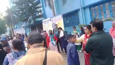 গঙ্গারামপুর: স্টুডেন্ট হেলথ হোমের রাজ্য প্রতিযোগিতায় গঙ্গারামপুরের দুই ছাত্রী রাজ্য তৃতীয়