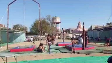 शाहगढ़: मलखंभ प्रतियोगिता में बालक-बालिकाओं ने जीते स्वर्ण पदक