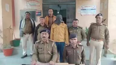 गोरौल: गोरौल चौक पर दिन दहाड़े कलकत्ता आभूषण दुकान में लूट के आरोपी को पुलिस ने किया गिरफ्तार, भेजा जेल