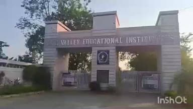 ଟିଟିଲାଗଡ: ଟିଟିଲାଗଡ଼ ଲିଓ କ୍ଲବ ତରଫରୁ ଆନ୍ତ ସ୍କୁଲ କ୍ରିକେଟ ଟୁର୍ଣ୍ଣ। ମେଣ୍ଟରେ ସେଣ୍ଟଆନି ସ୍କୁଲକୁ ହରାଇ ଓମ ଭ୍ୟାଲି ସ୍କୁଲ ବିଜୟୀ