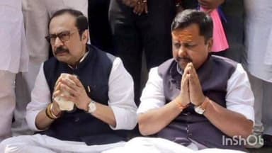 नरहट: नरहट सहित जिले भर के तमाम नेताओं ने सांसद विधायक नितिन नवीन को कार्यकारी अध्यक्ष बनने पर दी बधाई