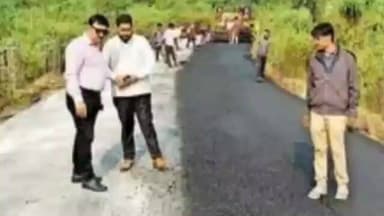 गुराबंदा: मुसाबनी-कोईमा सड़क उखड़ने की सूचना पर अधीक्षण अभियंता दीपक सहाय ने किया निरीक्षण