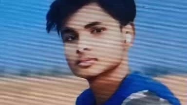 खड्डा: कुशीनगर खडडा क्षेत्र में एक सड़क दुर्घटना में दो दोस्तों की मौत से गुलहरिया गाँव में पसरा मातम, पुलिस कार्रवाई में जुटी