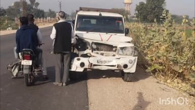 लोहावट: श्री लक्ष्मण नगर से होकर गुजरने वाले फलोदी नागौर राजमार्ग 19 पर एक बड़ा हादसा होने से टला