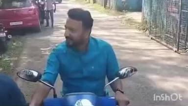 അടൂര്: അടൂർ മുണ്ടപ്പള്ളിയിലെ വീട്ടിൽ നിന്നും ക്ഷേത്ര ദർശനത്തിന് ഇറങ്ങി രാഹുൽ മാങ്കൂട്ടത്തിൽ, പിന്നാലെ പാഞ്ഞ് പോലിസ്