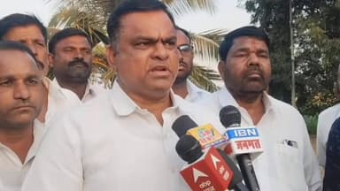 सांगोला: शक्तीपीठ महामार्ग जुन्या पद्धतीनेच व्हावा, सांगोला तालुक्यातील शेतकरी आक्रमक