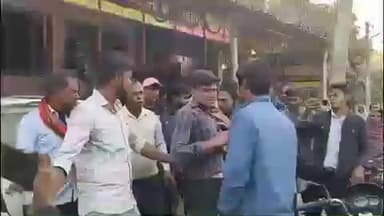 पातेपुर: पातेपुर बाजार के चांदनी हॉस्पिटल से बाइक चोरी करते चोर का सीसीटीवी फुटेज आया सामने, चोर पकड़ा गया