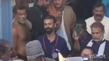 കോഴഞ്ചേരി: നടൻ ദിലീപ് ശബരിമലയിൽ ദർശനം നടത്തി