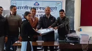 सावर: नगर में पीएम श्री राउमावि में भारतीय मानक ब्यूरो द्वारा मानक लेखन प्रतियोगिता का आयोजन, विजेताओं को किया गया सम्मानित