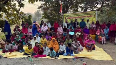 कलियासोल: पंचेत में सोलर प्लांट का विरोध, ग्रामीणों का धरना प्रदर्शन जारी