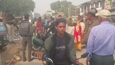 शाहकुंड: प्रशिक्षु आईएएस जतिन कुमार के निर्देश पर वाहन चेकिंग अभियान चलाया गया