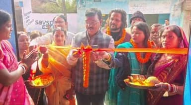 बरकागाँव: बड़कागांव विधायक रोशन लाल चौधरी ने 14 धान अधिप्राप्ति क्रय केंद्र का उद्घाटन किया