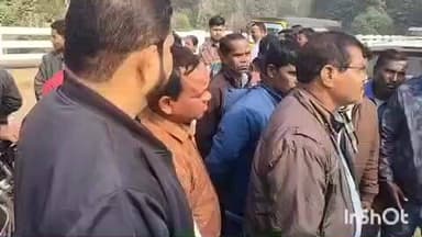 मनोहरपुर: मनोहरपुर-चिड़िया माइंस के मजदूरों ने विधायक को ज्ञापन सौंपा