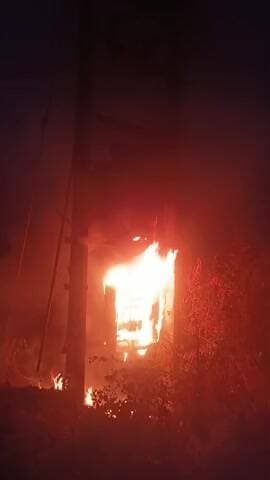 pichoura gav me lagi aag up77