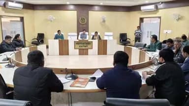 कटकमसांडी: उपायुक्त की अध्यक्षता में जिला स्तरीय सीएसआर समिति की बैठक आयोजित