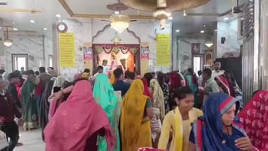 अंजड़: सफला एकादशी पर अंजड के श्री खाटू मंदिर में उमड़ा भक्तों का जनसैलाब, नागलवाड़ी से आईं महिला पदयात्री
