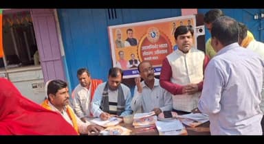 अरेराज: भाजपा ने मलाही में लगाया स्वदेशी अपनाओ स्टॉल