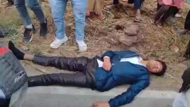 सवायजपुर: परेली में दो बाइकों की जोरदार टक्कर, दोनों चालक गंभीर रूप से घायल