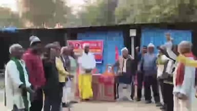 सिंघिया: चकथात पुरब के खैरा गांव में सीपीआई नेता को श्रद्धांजलि दी गई