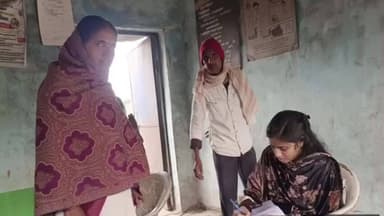 तिलौथू: तिलौथू प्रखंड में आंगनबाड़ी केंद्रों का किया गया औचक निरीक्षण