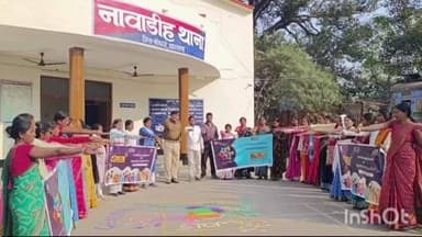 नावाडीह: विश्व महिला हिंसा उन्मूलन दिवस पर नावाडीह में समानता व सुरक्षा की शपथ दिलाई गई