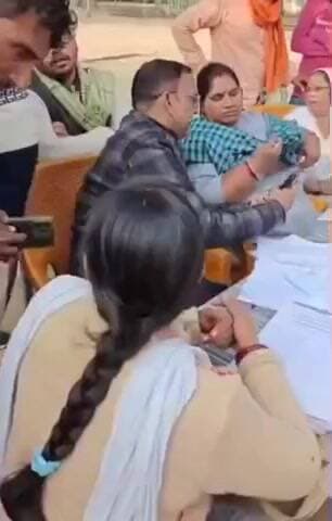 घाटमपुर: विधायक सरोज कुरील ने घाटमपुर विधानसभा क्षेत्र में मतदाता पुनरीक्षण अभियान की प्रगति का लिया जायजा