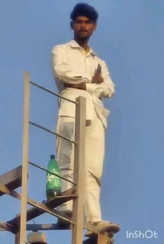 मेहदावल: सिटीकर गांव में एकतरफा प्यार में युवक मोबाइल टावर पर चढ़ा, पुलिस की कड़ी मशक्कत के बाद सुरक्षित उतारा गया