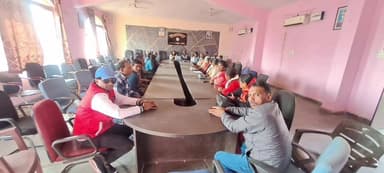 पिस्का नगड़ी स्थित नगड़ी प्रखंड कार्यालय के सभागार में एक महत्वपूर्ण बैठक का आयोजन किया गया। इस बैठक में प्रखंड विकास पद