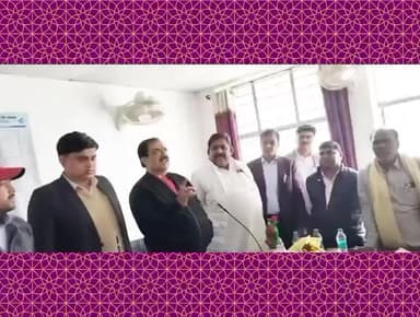 प्रखंड कार्यालय लहलादपुर सभा कक्ष में पंचायत समिति की सामान्य समीक्षा बैठक नव निर्वाचित विधायक मंनोरंजन कुमार सिंह उर्फ धूमल सिंह ने दिया दिशा निर्देश