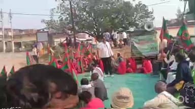 मंझिआंव: 14 सूत्री मांगों को लेकर किसान मजदूर यूनियन का धरना, आंदोलन तेज करने की चेतावनी