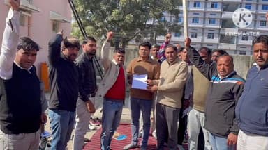 महेंद्रगढ़: महेन्द्रगढ़ में ऑनलाइन ट्रांसफर पॉलिसी के खिलाफ बिजली कर्मचारियों का तीसरे दिन भी विरोध प्रदर्शन, दिया नोटिस