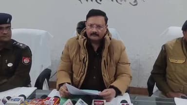 शाहजहांपुर: पुलिस लाइन में 111 फोन स्वामियों को वितरित किए गए ₹25 लाख के मोबाइल फोन, जानकारी दी पुलिस अधीक्षक राजेश द्विवेदी ने