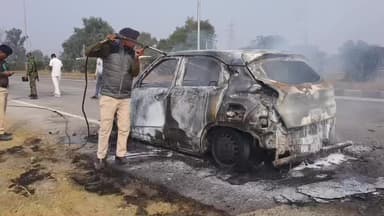 धूं-धूं कर जली कार,बारुण ब्लॉक मोड़ के समीप चलती कार TATA PUNCH CNG कार में लगी आग,बाल बाल बचा कार सवार #tatamotors