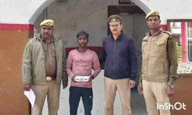 टांडा: बसखारी थाना पुलिस ने मलिकपुर नई बाजार से नाजायज चाकू के साथ एक शातिर अपराधी को गिरफ्तार कर जेल भेजा