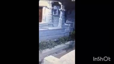 मनावर: चैतन्यधाम जैन मंदिर में चोरी का प्रयास, चौकीदारों से मारपीट, पुलिस सायरन से चोर भागे