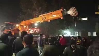 #रायबरेली
कोतवाली नगर क्षेत्र में भीषण सड़क हादसा हुआ
लखनऊ–प्रयागराज हाईवे पर तेज रफ्तार वाहन का कहर
बेकाबू वाहन ने क...