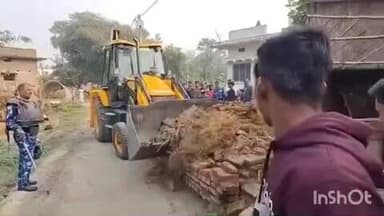 इसुआपुर: सहवां व सिसवां में अतिक्रमण पर प्रशासन का बुलडोजर चला