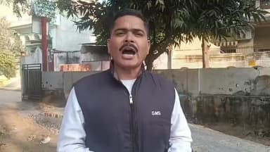 यदि सांसद महोदया द्वारा बुंदेलखंड पृथक राज्य की मांग को लेकर संसद के शीतकालीन सत्र में इस आवाज को नहीं उठाईं तो बुंदेलखंड इंसाफ सेना के पदाधिकारी व कार्यकर्ता सांसद महोदया का घेराव करेंगे*,