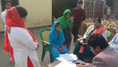 धमदाहा: एसडीएम का औचक निरीक्षण, आंगनबाड़ी केंद्र में बड़ी अनियमितताएं हुईं उजागर