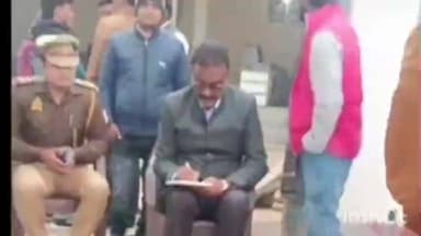 मोहम्मदी: भाजपा विधायक ने गांव पहुंचकर सुनी लोगों की समस्याएं