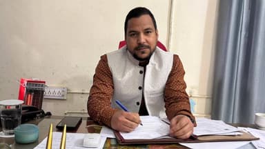 लडभड़ोल: शशि कुमार चौहान ने विद्युत उपमंडल लडभड़ोल में सहायक अभियंता का कार्यभार संभाला