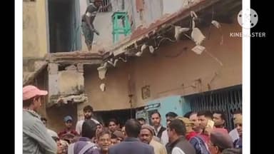 दरौली: दरौली बाजार में प्रशासन द्वारा अतिक्रमण हटाया गया