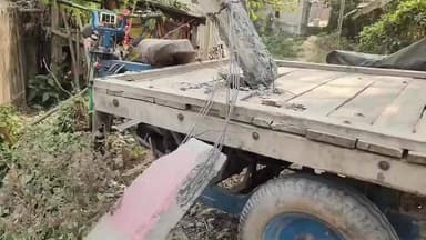 কেশিয়ারি: কেশিয়াড়ির কলাবনিতে গাড়ির ধাক্কায় ভাঙলো ইলেকট্রিকের খুঁটি, প্রাণে বাঁচলেন গাড়িতে থাকা লোকজন!